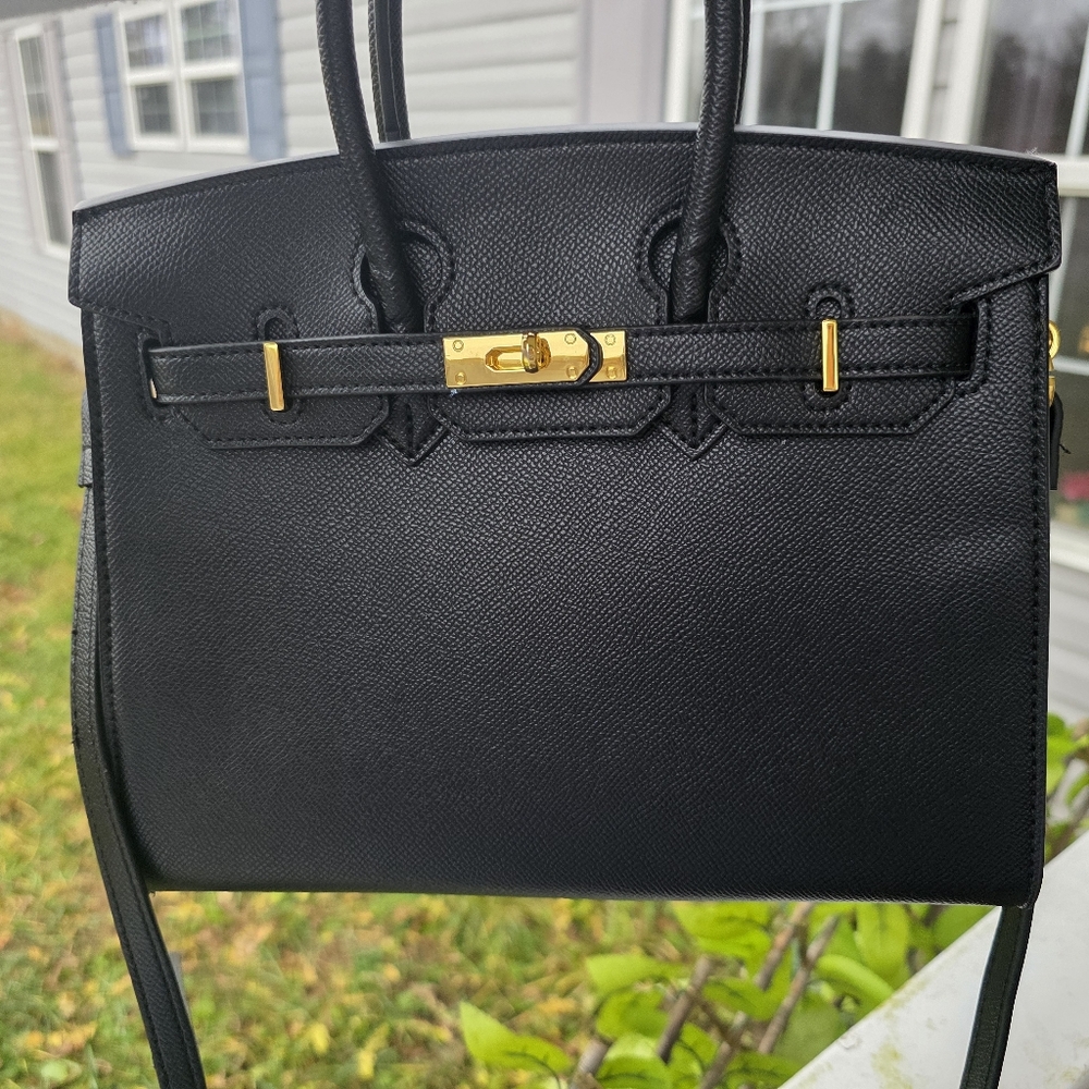 Unbranded B25 black / Gold Hardware, Shoulder Crossbody Strap Elegant